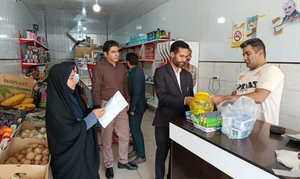 بازدید رئیس حوزه قضایی روداب از بازار؛ مسئولان به کسبه تذکر دادند
